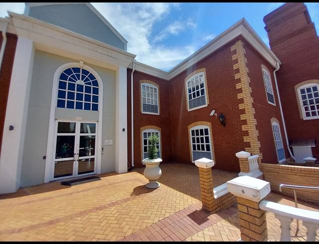 784M² OFFICE TO LET IN BRYANSTON
